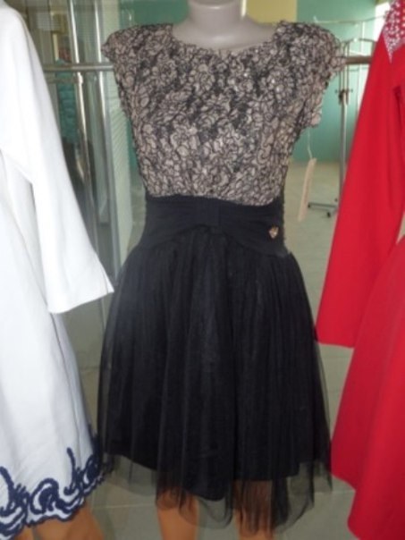 фото Коктейльное платье с пышной фатиновой юбкой видео отзывы