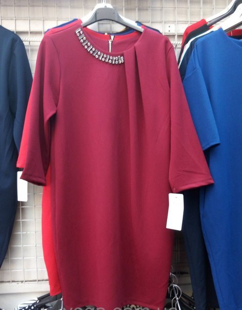 фото Женское прямое платье батал вишневое видео отзывы